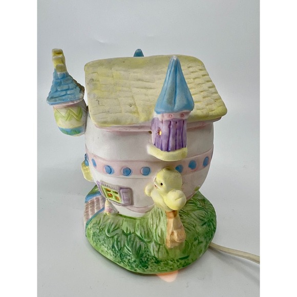 1992 Beachwood Ltd. Hand Painted Porcelain Easter Lighted House 28816 Church - Picture 9 of 9